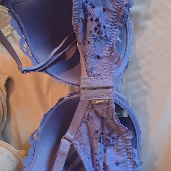 Bundle of 4 Aerie bras 34dd - Picture 3 of 5